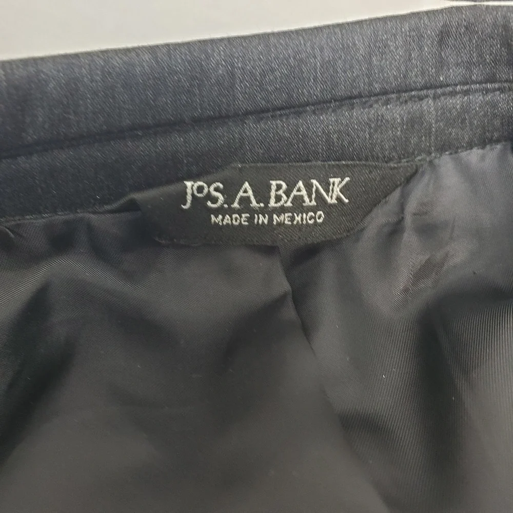 Jos A Bank Signature Collection 44R Wool Blazer Charcoal Gray Sartorial Timeless